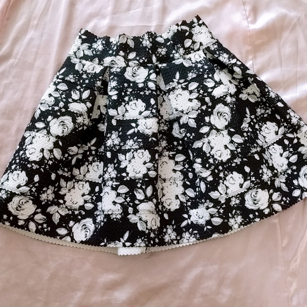 Floral Brocade Flared Skirt